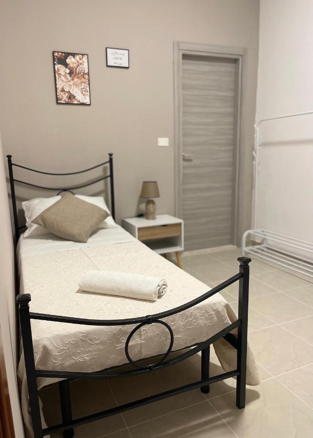 Mura Guest Room Terralba Esterno foto